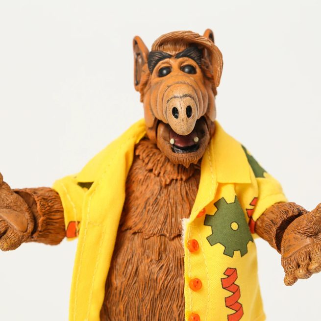 NECA Toy Ultimate Alien Life Form ALF Action Figure, Oh Look! Movable Joint Doll Toys, Birthday Gift, Someone